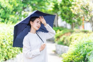 歯列矯正　ほうれい線　関係　治す